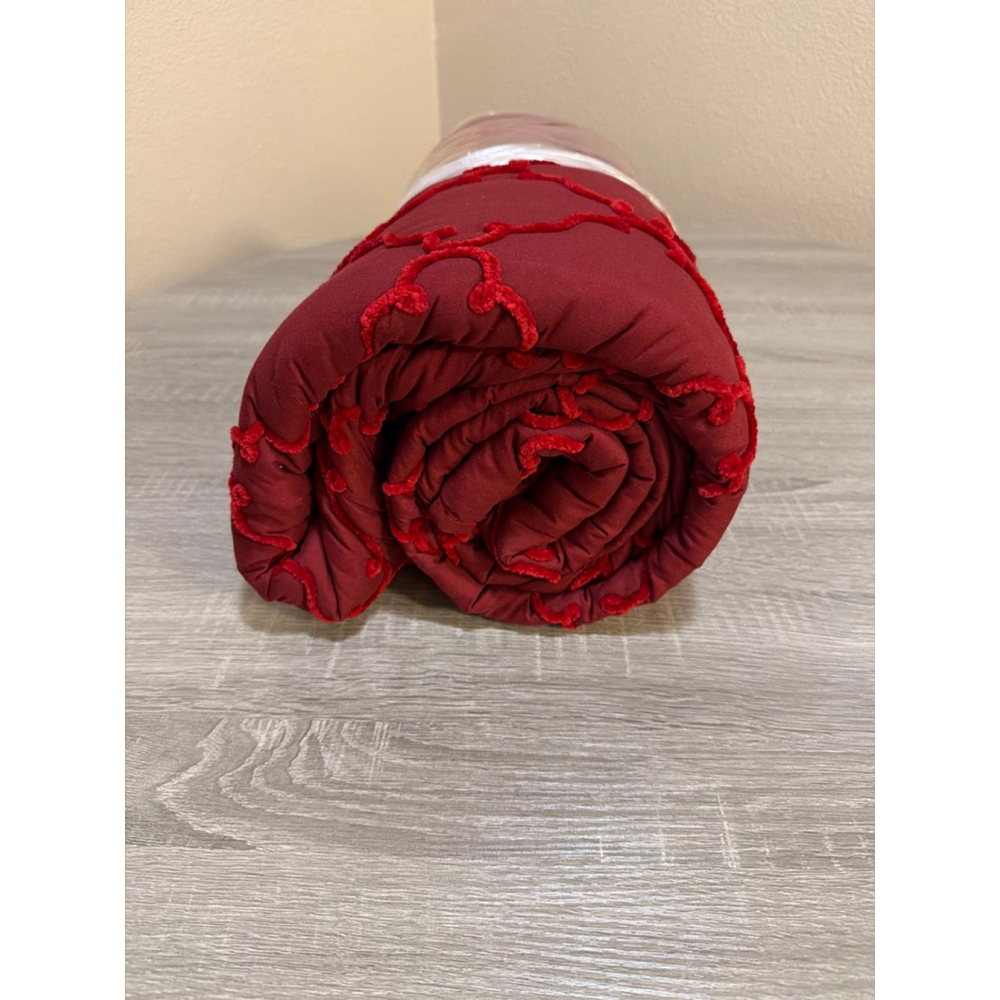 Ambesonne Embroidered Queen Bedspread Red 90x95 New Unused 2300g